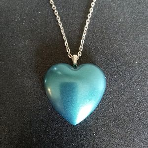 Teal blue pearl color shift chameleon heart shaped pendant silver 24" necklace